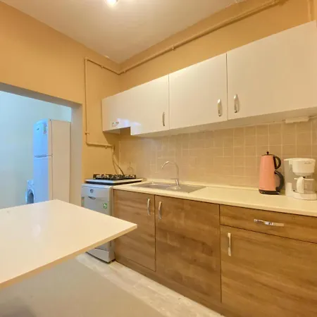 Lovely With Backyard In Cihangir Κωνσταντινούπολη