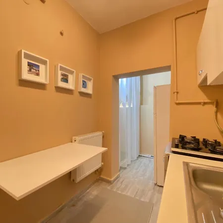 Lovely With Backyard In Cihangir * Κωνσταντινούπολη